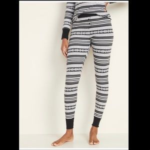 Old Navy pajama set, top AND bottom!!!!!